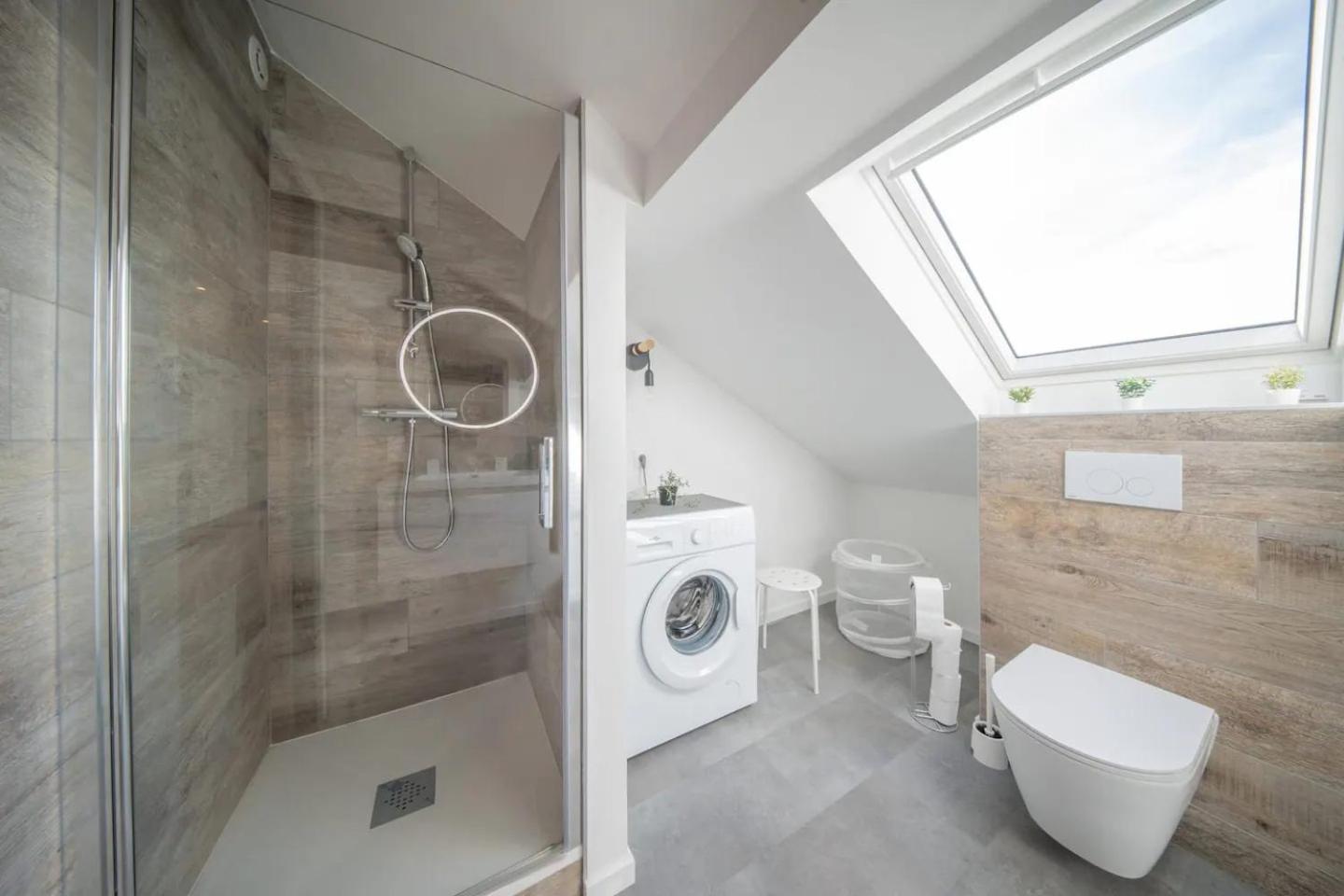 Apartment Superbe Climatise Parking Gratuit *