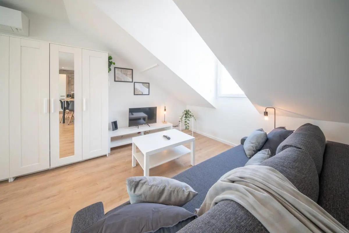 Superbe Climatise Parking Gratuit * Mulhouse